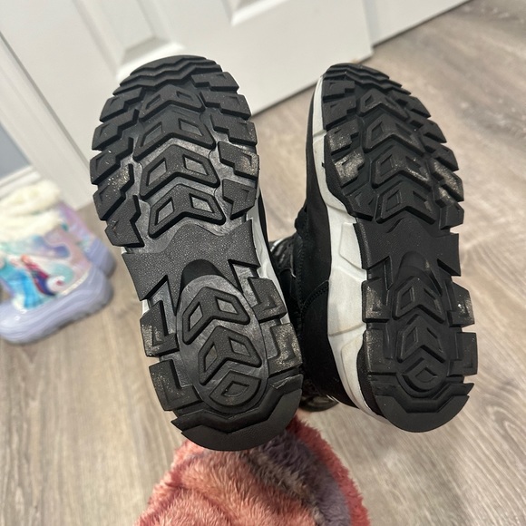 Snow boots - Picture 5 of 11